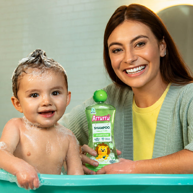 Arrurrú: cuidado suave y seguro para tu bebé desde el primer baño 👶💙
