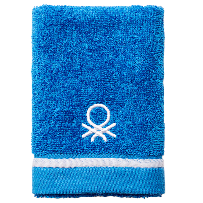 Toalla de tocador Benetton en color azul.