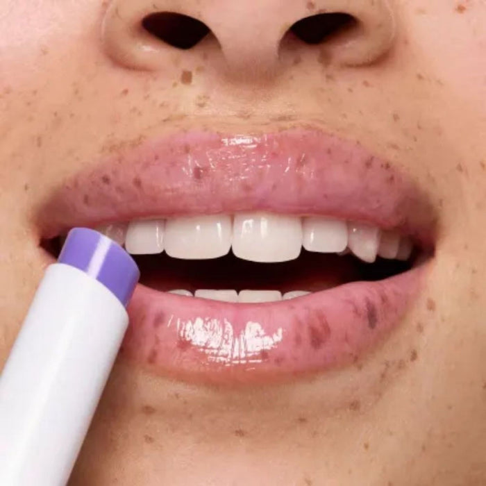 Bálsamo Labial Essence Juicy Bomb Glossy 02 Berry