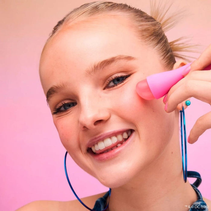 Brocha Para Rubor Essence De Silicona Superman