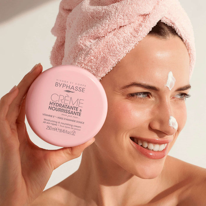 Crema Byphasse Hidratante Y Nutritiva Almendra X  250Ml