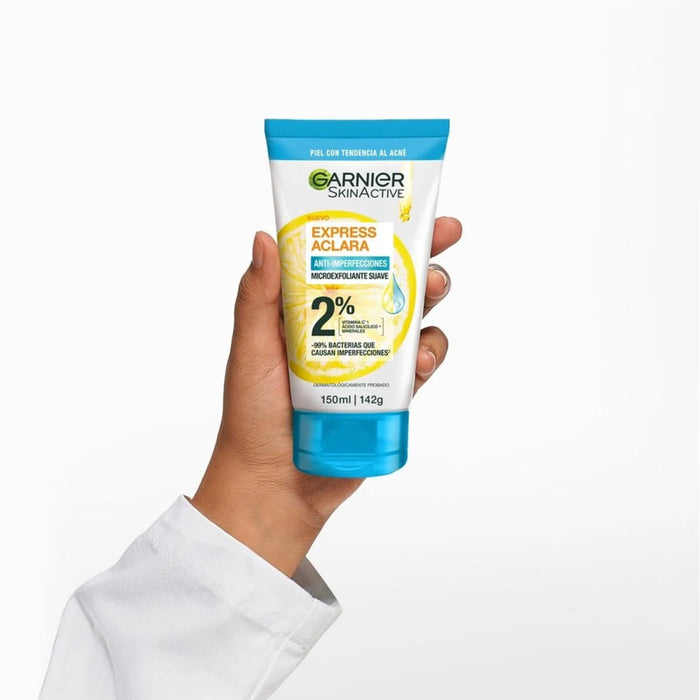 Combo Garnier Microexfoliante Aclara Anti Acné + Serum Anti Acné Express Aclara